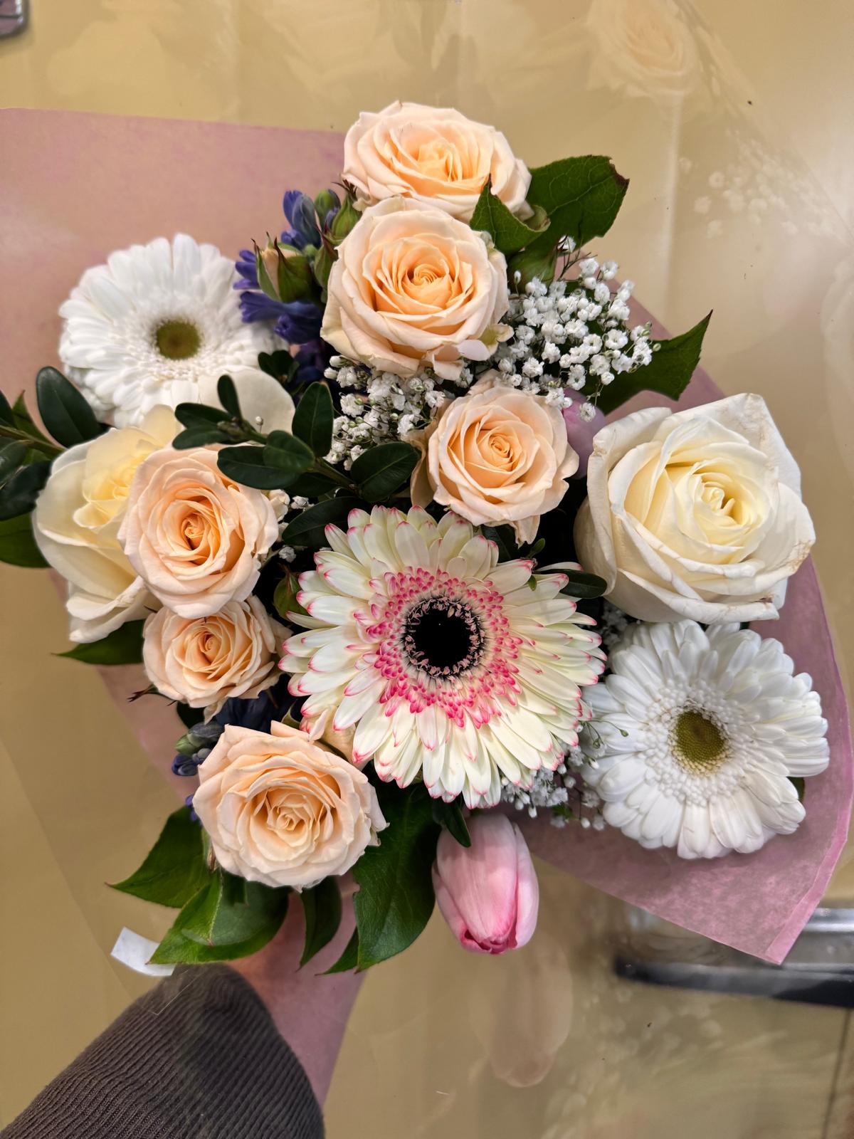 Make me Blush Bouquet